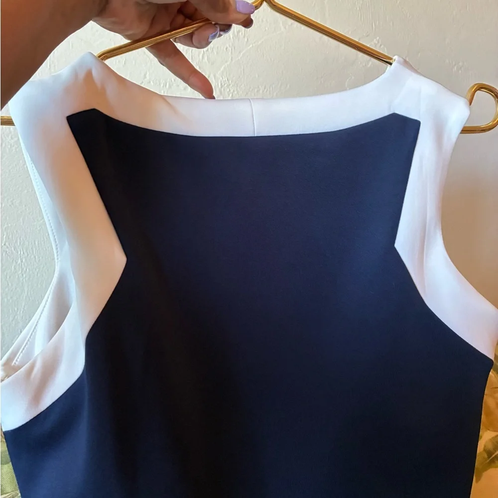 Jean -Pierreklifa Elegant Navy and White Sleeveless Top - Picture 5 of 5